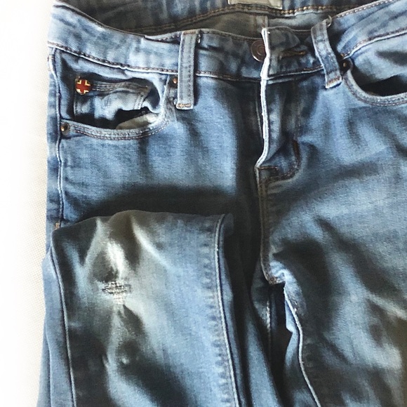 Hudson Skinny Jeans • Girls 12 - Picture 5 of 7